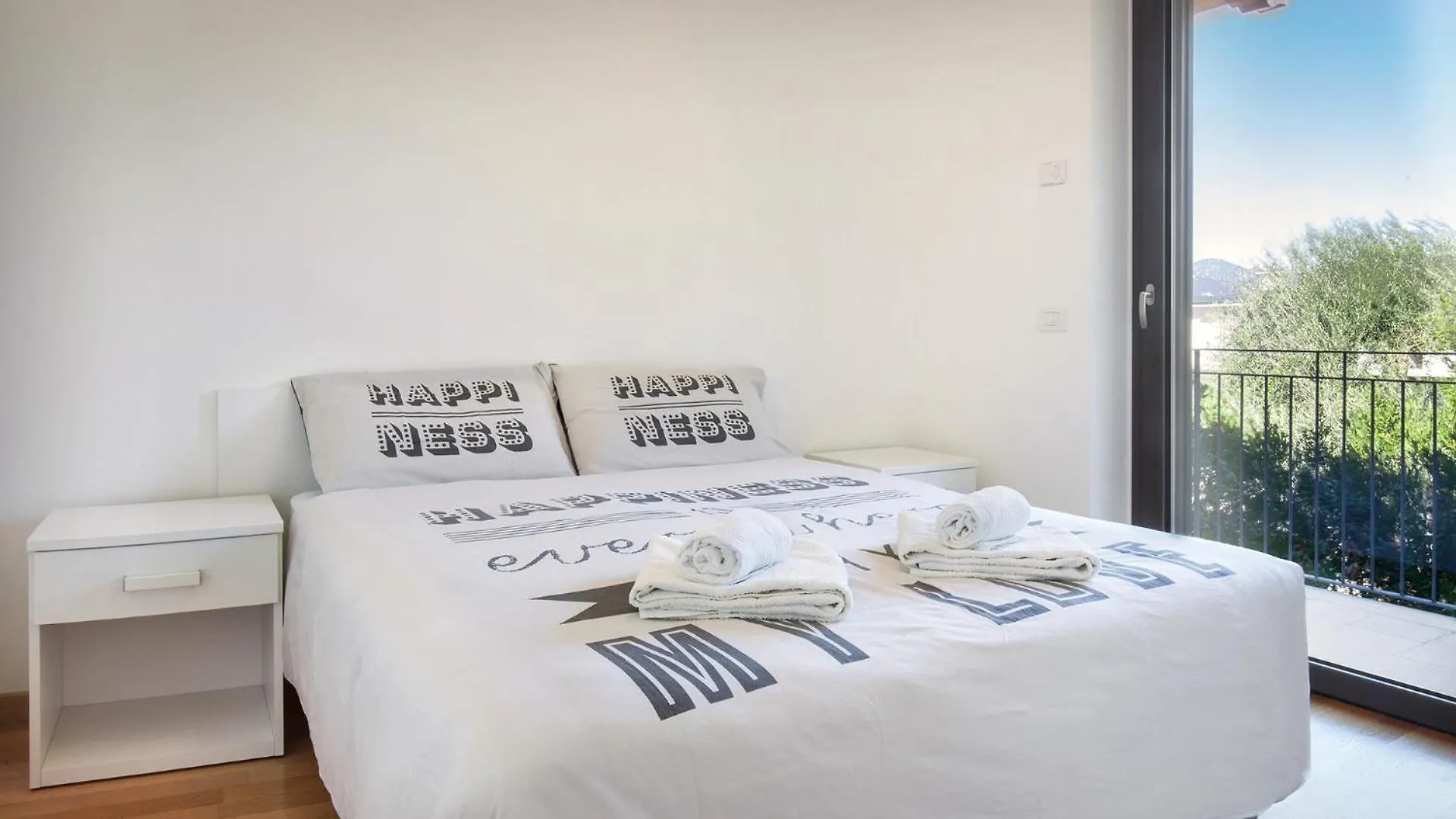 Villa Loncrino - Fine Living Torri Del Benaco 0*,