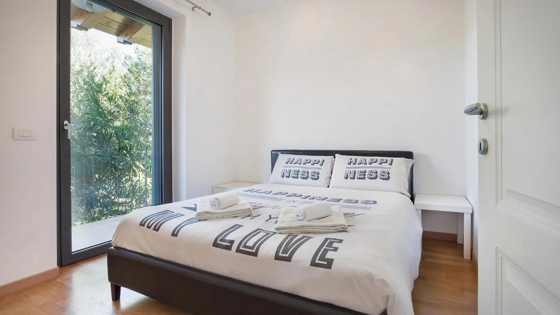 Villa Loncrino - Fine Living Torri Del Benaco Feriehus